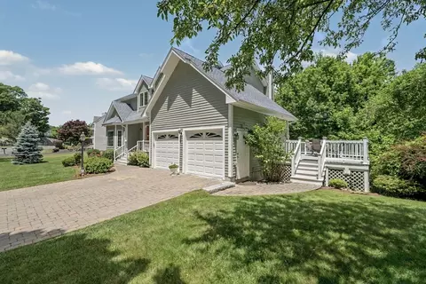 Exterior - 78 Hammersmith Dr, Saugus, MA 01906 photo 2 of 8