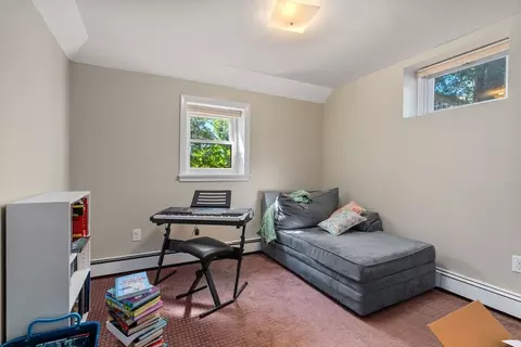 Bedroom - 10 Hopkinton Rd, Upton, MA 01568 photo 4 of 4