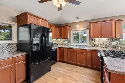 Kitchen - 10 Hopkinton Rd, Upton, MA 01568 photo 1 of 5