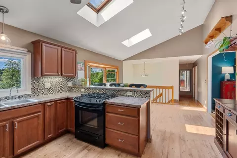 Kitchen - 10 Hopkinton Rd, Upton, MA 01568 photo 5 of 5
