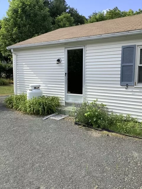 236 Maple St, Danvers, MA 01923 photo 9