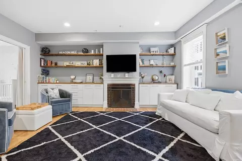 35 Winthrop St #1, Charlestown, MA 02129
