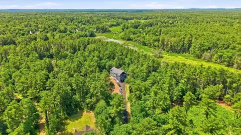 View/Area - 8 Mill Rd, Rowley, MA 01969 photo 1 of 1