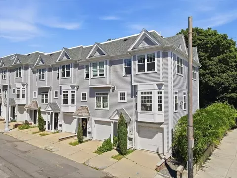 16 S Sydney #16, Boston, MA 02125
