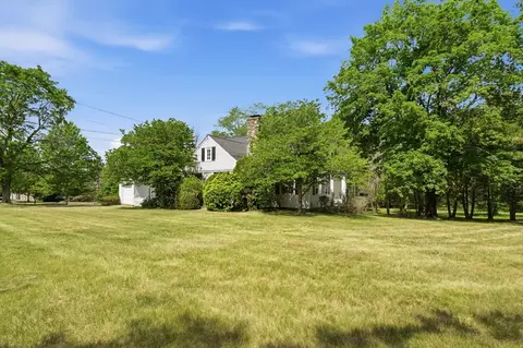 349 Lincoln Rd, Walpole, MA 02081