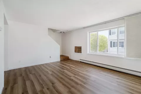 Living - 3 Sring St #3, Everett, MA 02149 photo 2 of 6