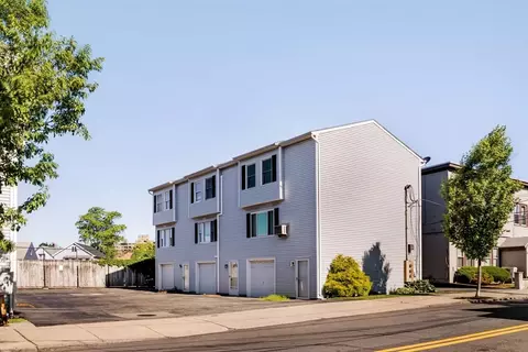 3 Sring St #3, Everett, MA 02149