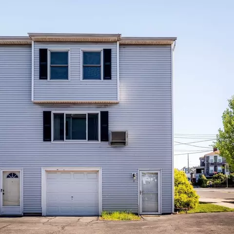 Exterior - 3 Sring St #3, Everett, MA 02149 photo 3 of 5