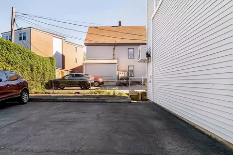 Exterior - 3 Sring St #3, Everett, MA 02149 photo 4 of 5