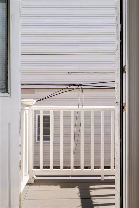 Exterior - 3 Sring St #3, Everett, MA 02149 photo 2 of 5