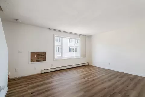 Living - 3 Sring St #3, Everett, MA 02149 photo 3 of 6