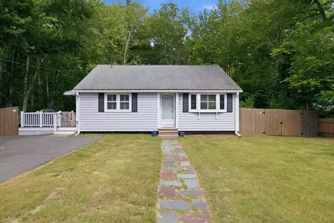 82 12th Ave, Brockton, MA 02302