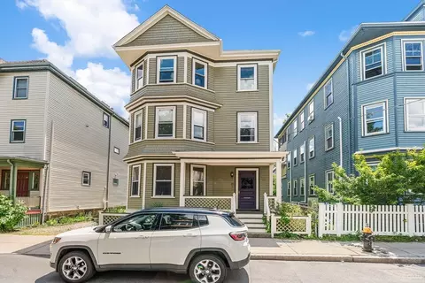 17 Spalding St #3, Boston, MA 02130