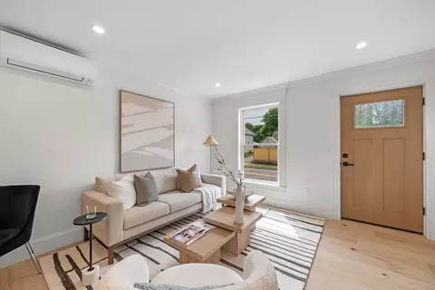 41 Hobart St #2, Danvers, MA 01923