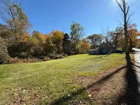 366 0 Pike Ave, Attleboro, MA 02703