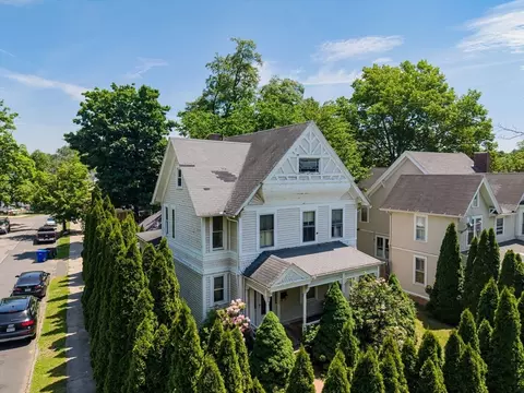 Exterior - 415 Maple St, Springfield, MA 01105 photo 6 of 6