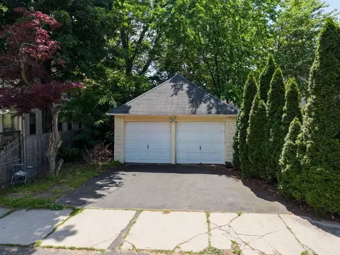Other - 415 Maple St, Springfield, MA 01105 photo 9 of 10