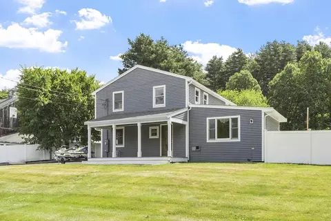 92 Hosmer St, Hudson, MA 01749