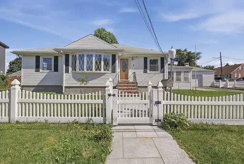 7 Dewey Ave, Woburn, MA 01801