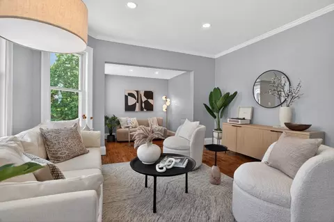 61 Cummins Hwy #2, Roslindale, MA 02131