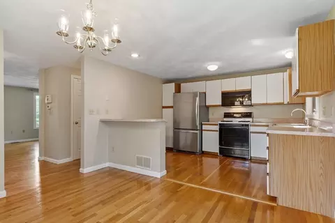 24 Deer Path # 6, Maynard, MA 01754 photo 11