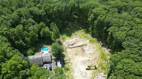 24 Conlin Rd, Oxford, MA 01540