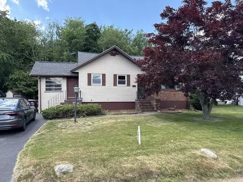 72 Kurland Ave, Brockton, MA 02301