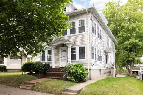 71 Withington Rd #71, Newton, MA 02460