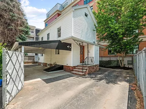 352 Somerville Ave # R, Somerville, MA 02143