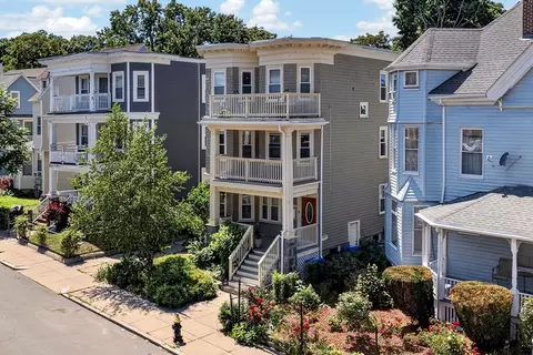19 Rill St #2, Boston, MA 02125