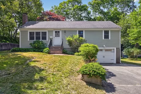 11 Cedardale, Harwich, MA 02645