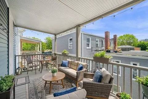 54 Pearl St #3, Cambridge, MA 02139