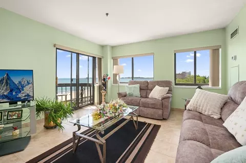 474 Revere Beach Blvd #404, Revere, MA 02151