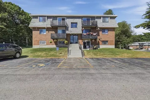 176 Maple Ave #5-6, Rutland, MA 01543