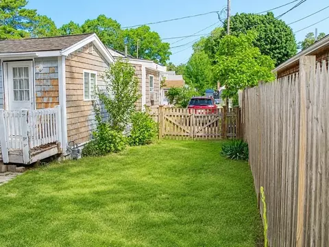 Exterior - 9 Medina Dr, Wareham, MA 02571 photo 2 of 12