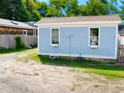 Exterior - 9 Medina Dr, Wareham, MA 02571 photo 12 of 12