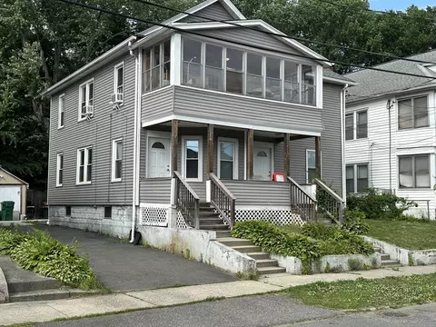 38 Bonner St, Chicopee, MA 01013