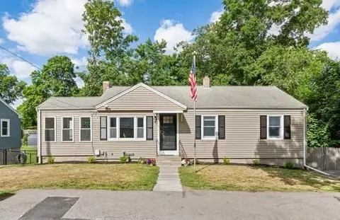 88 Saning Rd, Weymouth, MA 02191