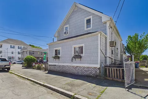 Exterior - 7 Wayne St, Fairhaven, MA 02719 photo 4 of 4