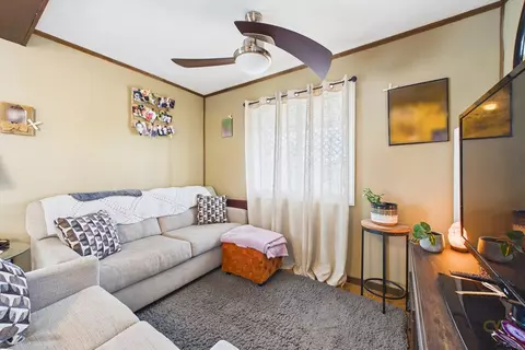 Living - 7 Wayne St, Fairhaven, MA 02719 photo 5 of 5