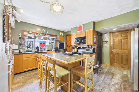 Kitchen - 7 Wayne St, Fairhaven, MA 02719 photo 1 of 5