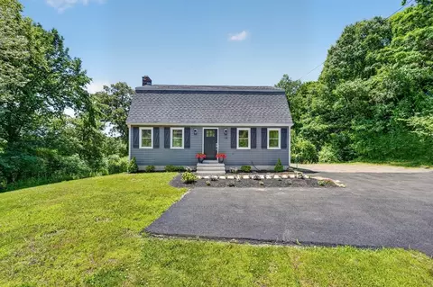 128 Providence Rd, Grafton, MA 01519