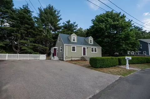 14 Web Rd, Georgetown, MA 01833