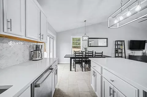 Kitchen - 7 Cadman St, Worcester, MA 01604 photo 4 of 6