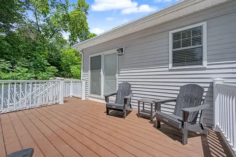 Exterior - 7 Cadman St, Worcester, MA 01604 photo 6 of 7
