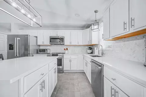 Kitchen - 7 Cadman St, Worcester, MA 01604 photo 1 of 6