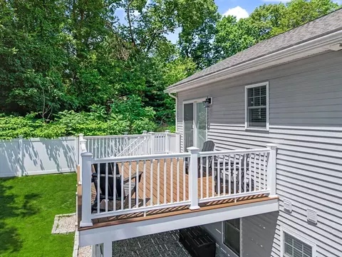 Exterior - 7 Cadman St, Worcester, MA 01604 photo 4 of 7