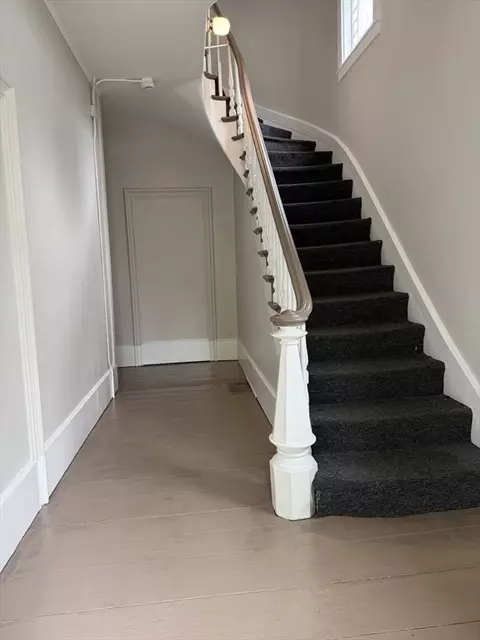 Entry Way - 37 Oak Ave, Worcester, MA 01605 photo 1 of 1