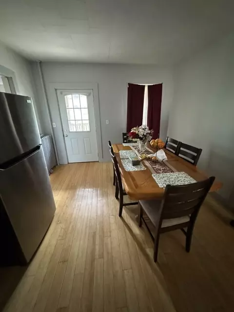 Dining - 37 Oak Ave, Worcester, MA 01605 photo 2 of 2