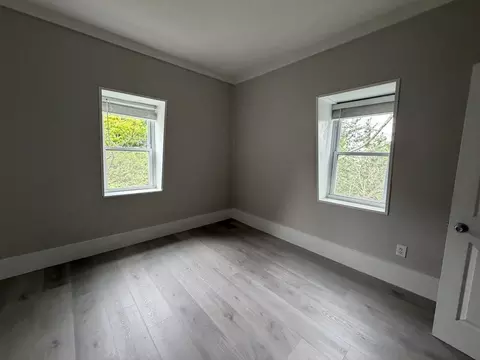 Bedroom - 37 Oak Ave, Worcester, MA 01605 photo 1 of 3